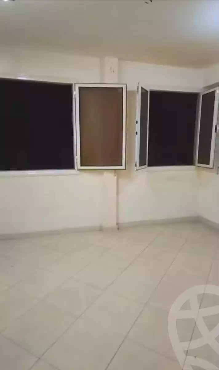 https://aqarmap.com.eg/ar/listing/6974986-for-sale-cairo-el-haram-shareaa-el-talateny