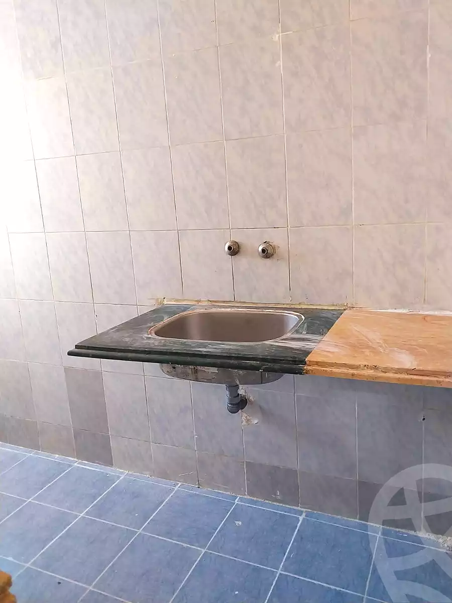 https://aqarmap.com.eg/ar/listing/6975014-for-sale-alexandria-al-agamy-shataa-el-nakheel