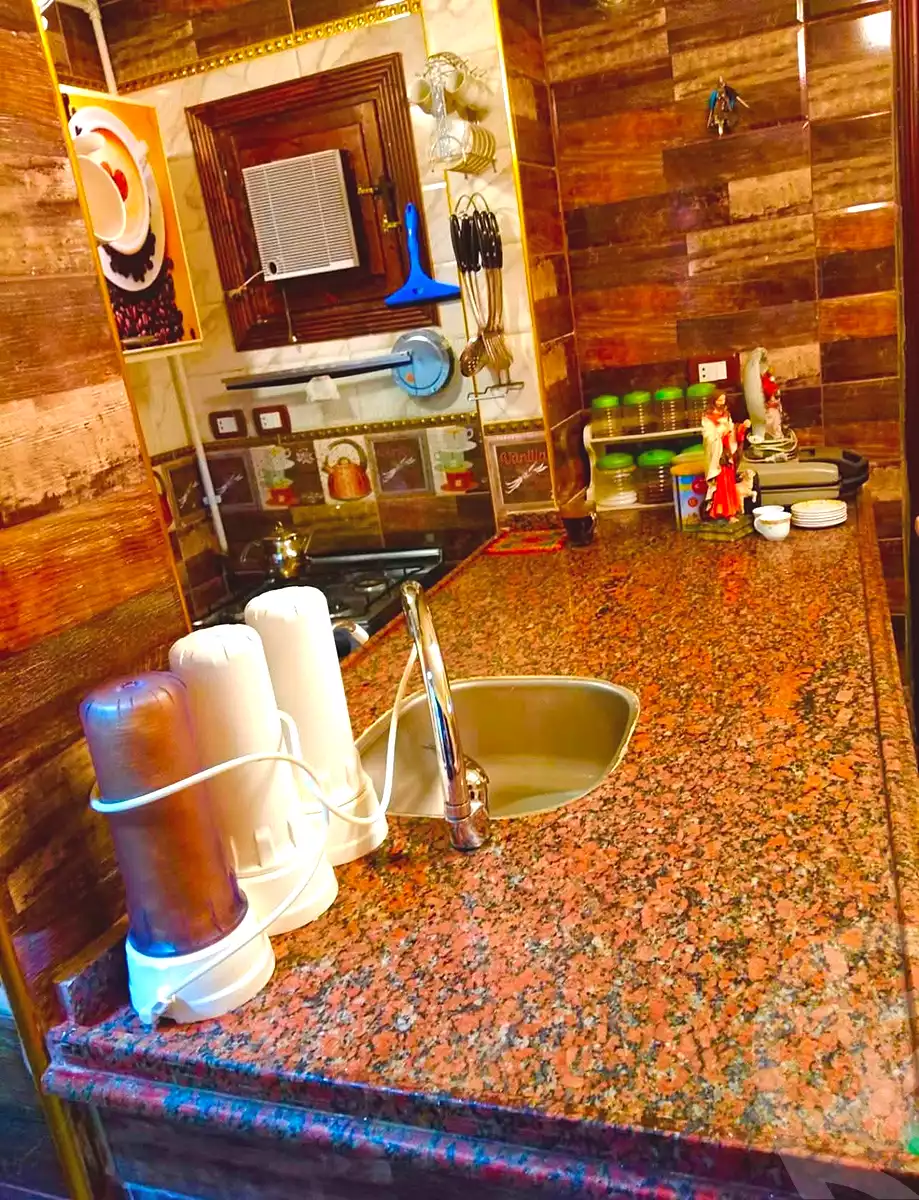 https://aqarmap.com.eg/en/listing/6975030-for-sale-alexandria-moharram-bey-saleh-al-hedini-st