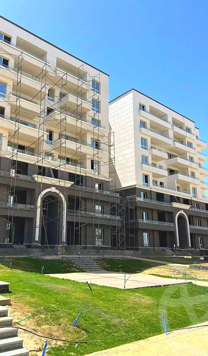 https://aqarmap.com.eg/ar/listing/6975442-for-sale-cairo-new-administrative-capital-r8-de-joya-4-compound-taj-misr