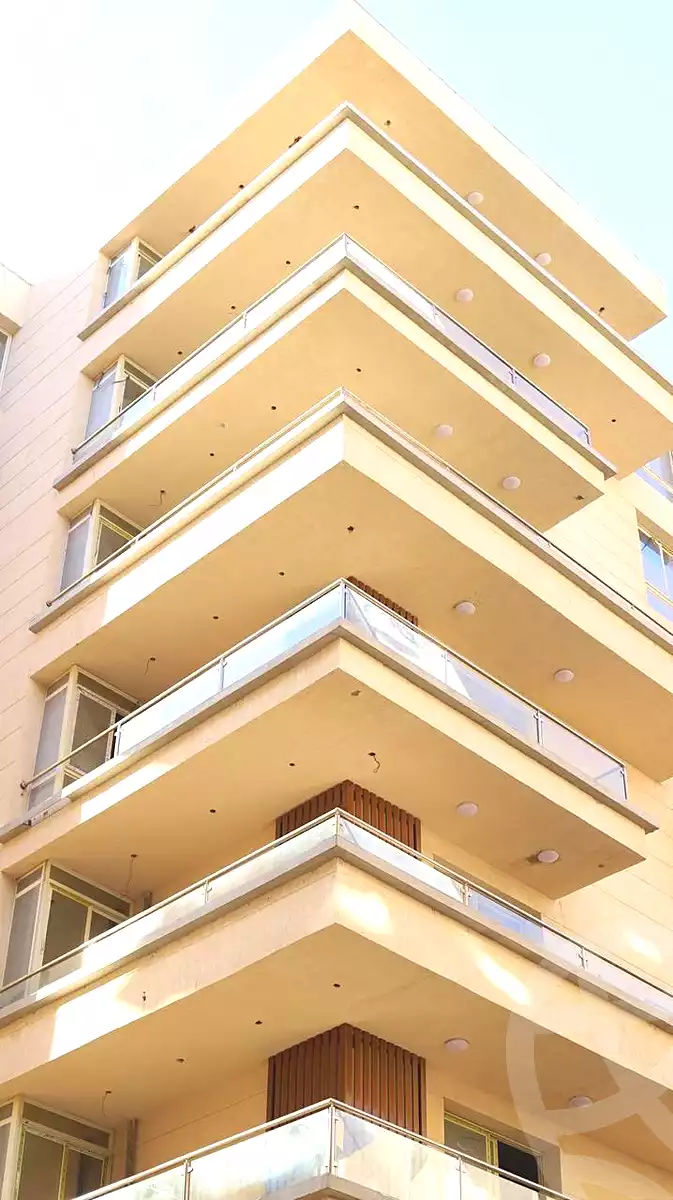 https://aqarmap.com.eg/ar/listing/6975493-for-sale-cairo-new-administrative-capital-r8-de-joya-4-compound-taj-misr