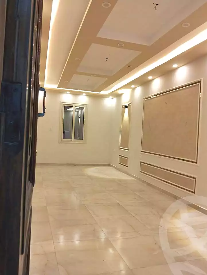 https://aqarmap.com.eg/ar/listing/6975765-for-sale-alexandria-al-agamy-bw-ywsf
