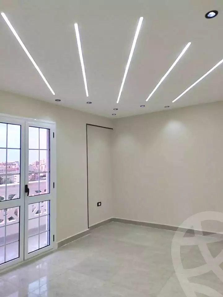 https://aqarmap.com.eg/ar/listing/6975828-for-sale-alexandria-al-agamy-bw-ywsf
