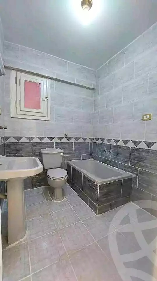 https://aqarmap.com.eg/en/listing/6975997-for-sale-alexandria-al-agamy-shataa-el-nakheel
