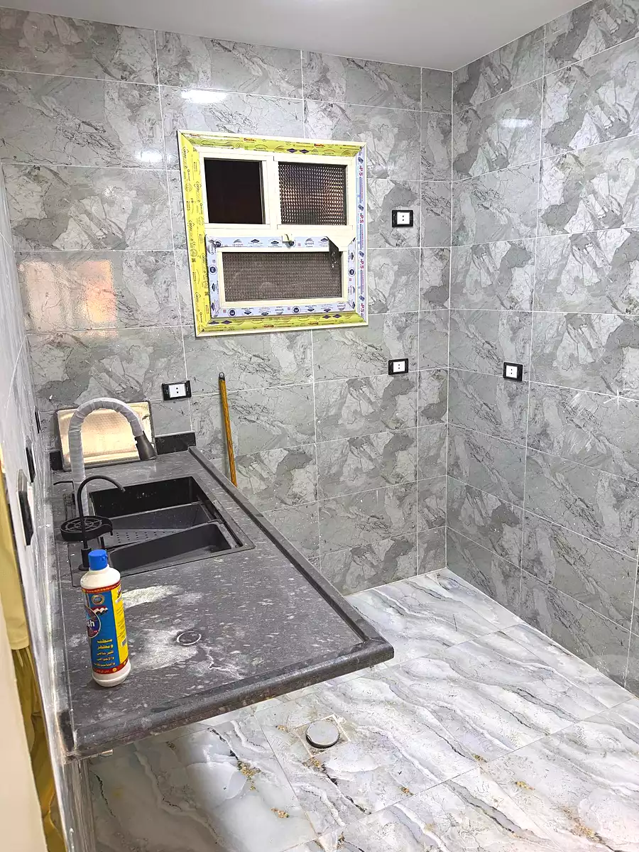 https://aqarmap.com.eg/ar/listing/6976043-for-sale-cairo-el-haram-el-lebeny-soltan-khattab-st