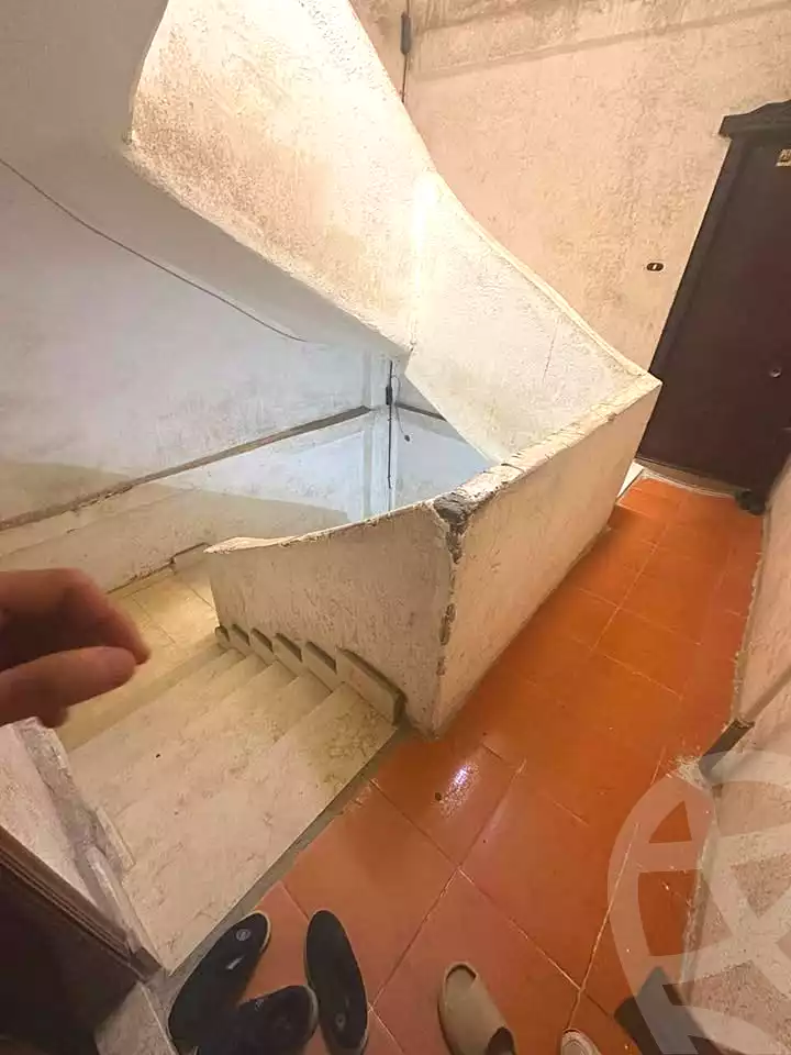 https://aqarmap.com.eg/ar/listing/6976440-for-sale-alexandria-al-agamy-el-hanouvel