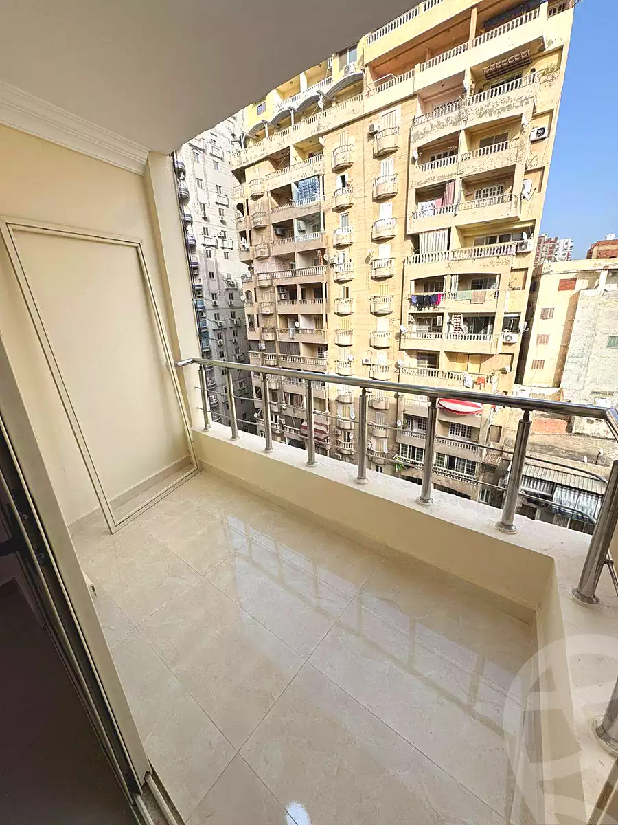 https://aqarmap.com.eg/en/listing/6976542-for-sale-alexandria-sydy-bshr-sydy-bshr-bhry-shr-mhmwd-l-yswy