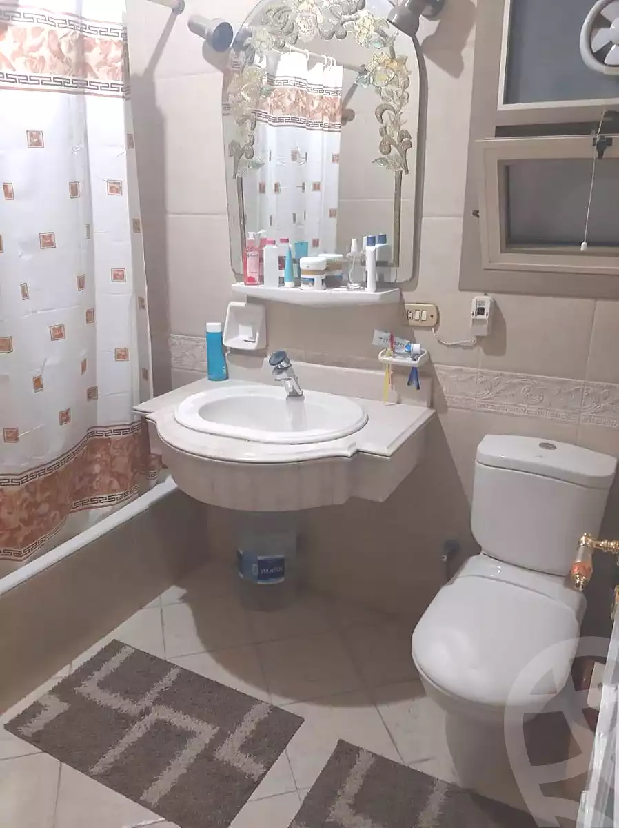 https://aqarmap.com.eg/ar/listing/6976759-for-sale-cairo-el-haram-shareaa-naser-el-thawrah