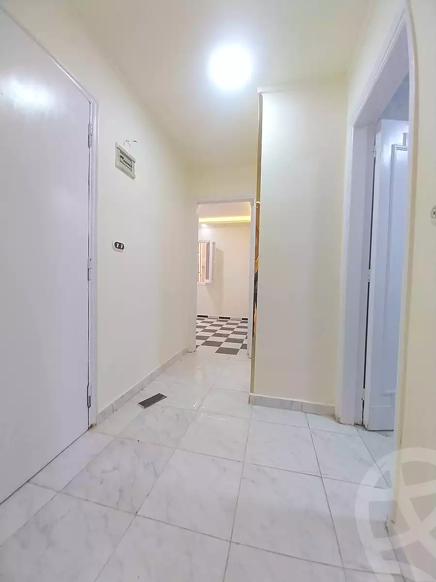 https://aqarmap.com.eg/ar/listing/6976958-for-sale-alexandria-al-agamy-shataa-el-nakheel