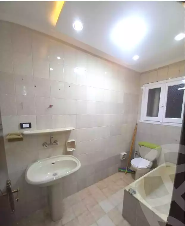https://aqarmap.com.eg/ar/listing/6976980-for-sale-alexandria-al-agamy-lbytsh-bianchiii