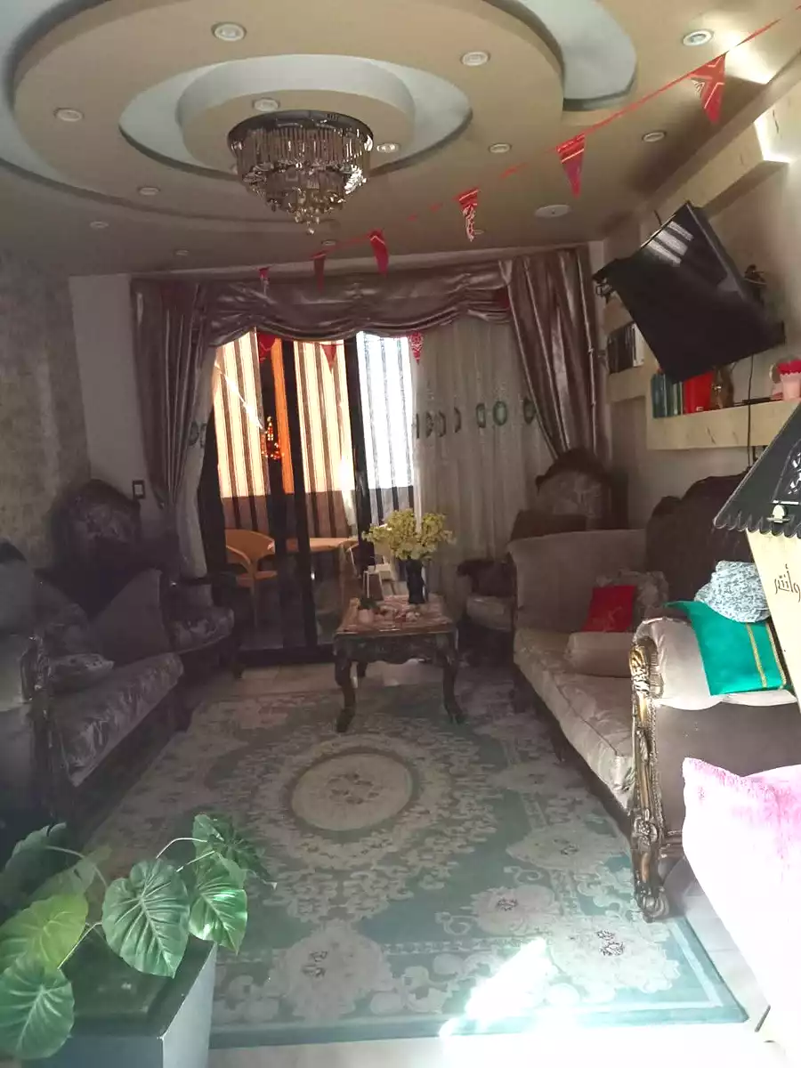 https://aqarmap.com.eg/ar/listing/6977168-for-sale-cairo-ain-shams-ain-shams-el-sharkia-el-eshrein-stt