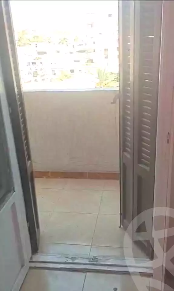 https://aqarmap.com.eg/ar/listing/6977338-for-sale-alexandria-al-agamy-el-hanouvel