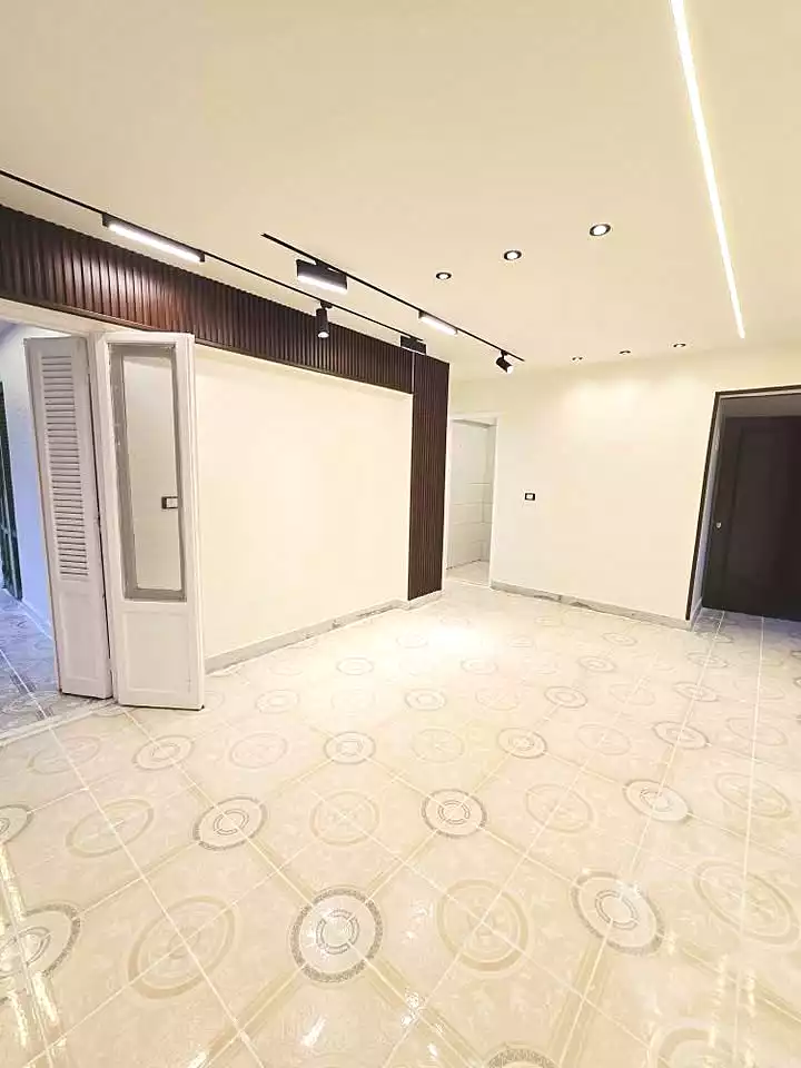 https://aqarmap.com.eg/ar/listing/6977527-for-sale-alexandria-al-agamy-shataa-el-nakheel