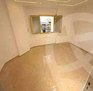 https://aqarmap.com.eg/en/listing/6977543-for-sale-alexandria-el-asafra-l-sfr-bhry