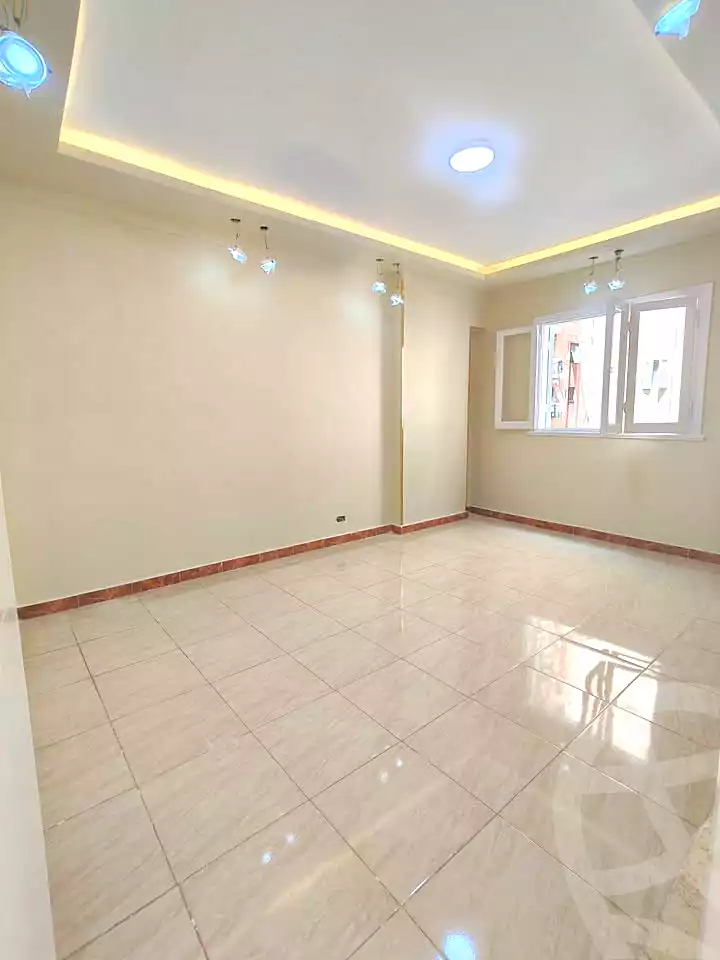 https://aqarmap.com.eg/ar/listing/6977739-for-sale-alexandria-sydy-bshr-sydy-bshr-bhry-gamal-abd-el-nasir-st