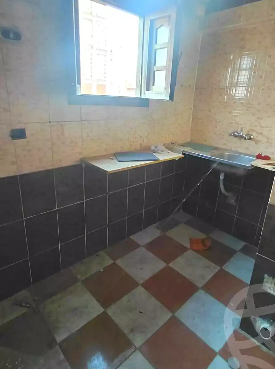 https://aqarmap.com.eg/ar/listing/6978154-for-sale-alexandria-sydy-bshr-sydy-bshr-bhry