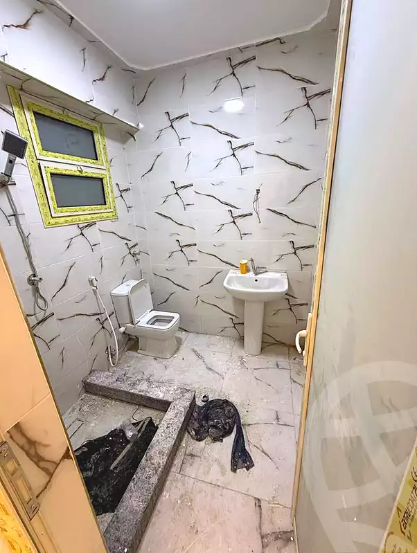 https://aqarmap.com.eg/en/listing/6978200-for-sale-alexandria-lsywf-el-falki