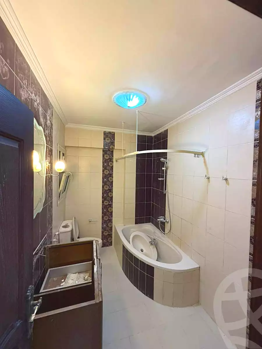 https://aqarmap.com.eg/ar/listing/6978129-for-rent-alexandria-sydy-bshr-sydy-bshr-bhry-shr-mhmwd-l-yswy