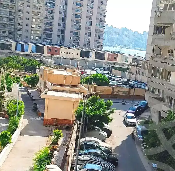 https://aqarmap.com.eg/en/listing/6978274-for-sale-alexandria-el-asafra-l-sfr-bhry