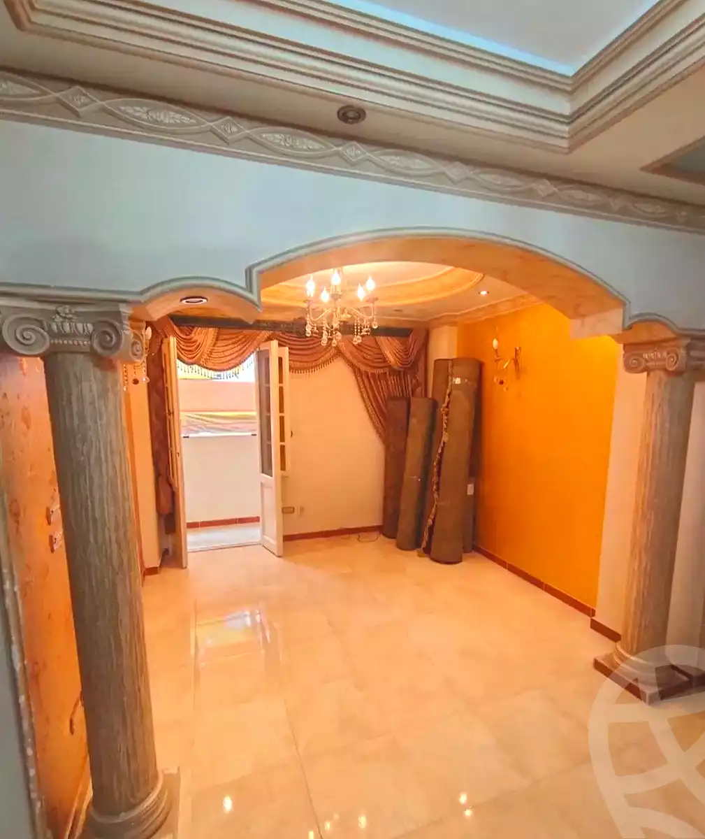 https://aqarmap.com.eg/en/listing/6978301-for-sale-alexandria-lsywf-el-falki
