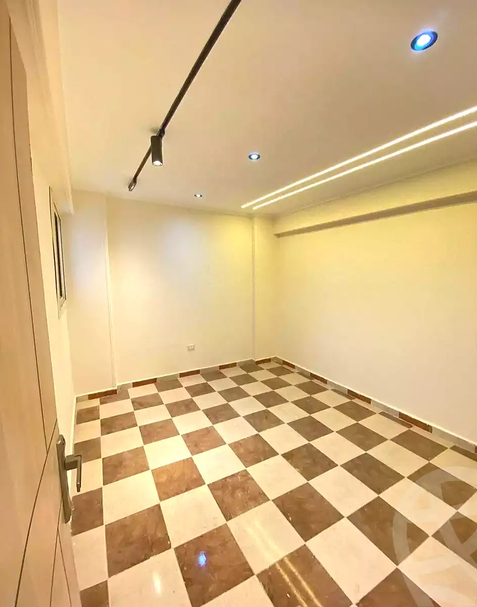 https://aqarmap.com.eg/en/listing/6978453-for-sale-alexandria-al-agamy-lbytsh