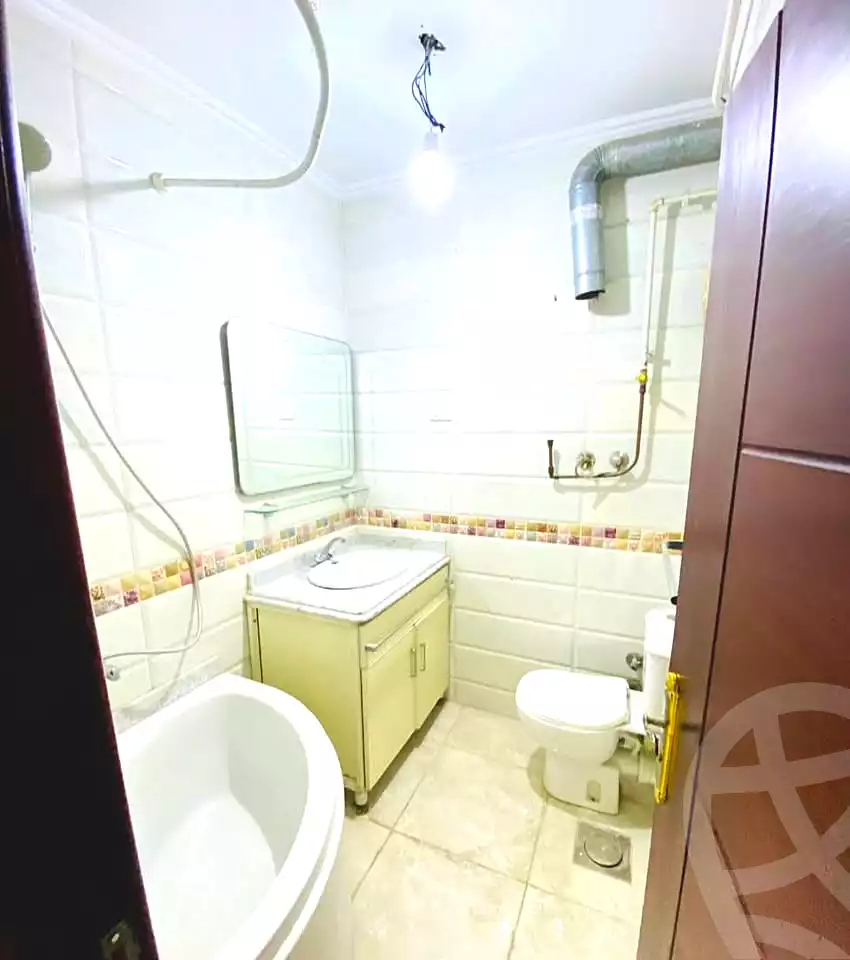 https://aqarmap.com.eg/en/listing/6978711-for-sale-alexandria-el-mandara-alex-el-mandara-bahri-sidi-kamal-st
