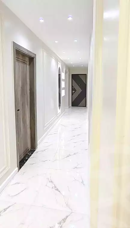 https://aqarmap.com.eg/ar/listing/6978734-for-sale-alexandria-al-agamy-el-hanouvel