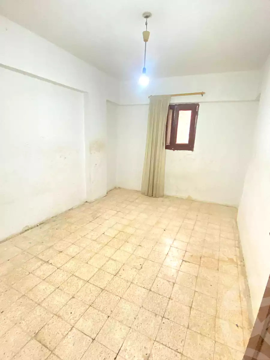 https://aqarmap.com.eg/en/listing/6978876-for-sale-alexandria-al-agamy-el-hanouvel-al-asdakaa-st