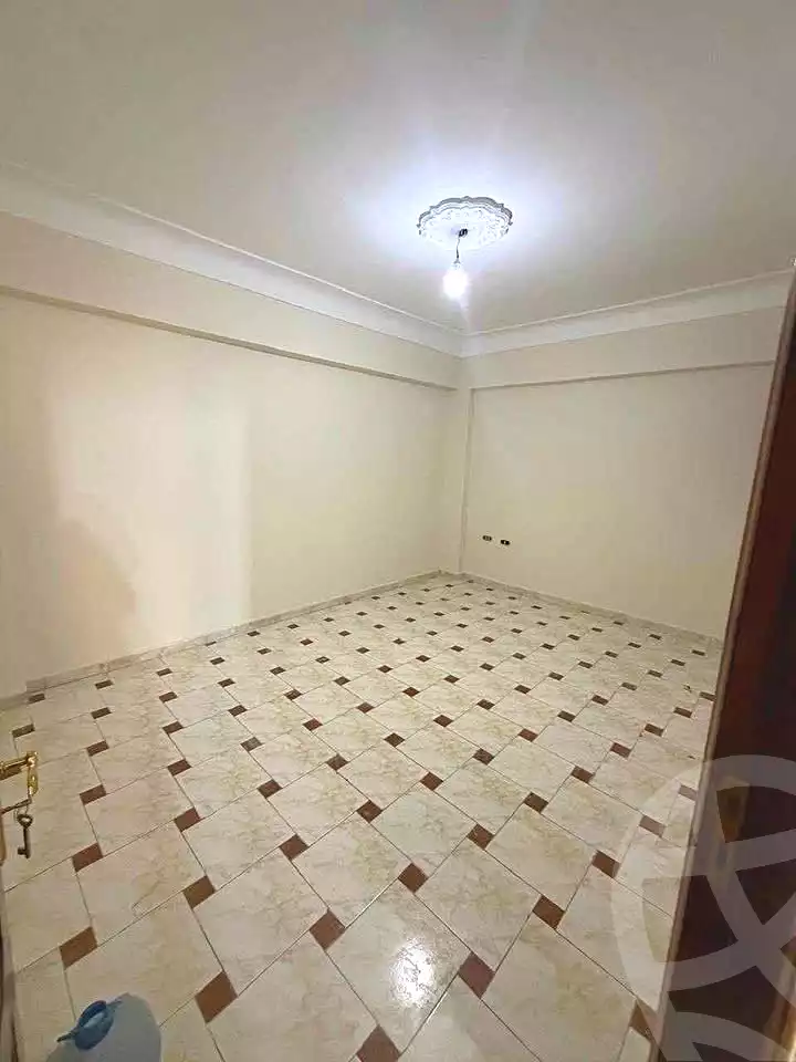 https://aqarmap.com.eg/ar/listing/6978930-for-sale-alexandria-lsywf-el-seyouf-qebly-el-salam-st