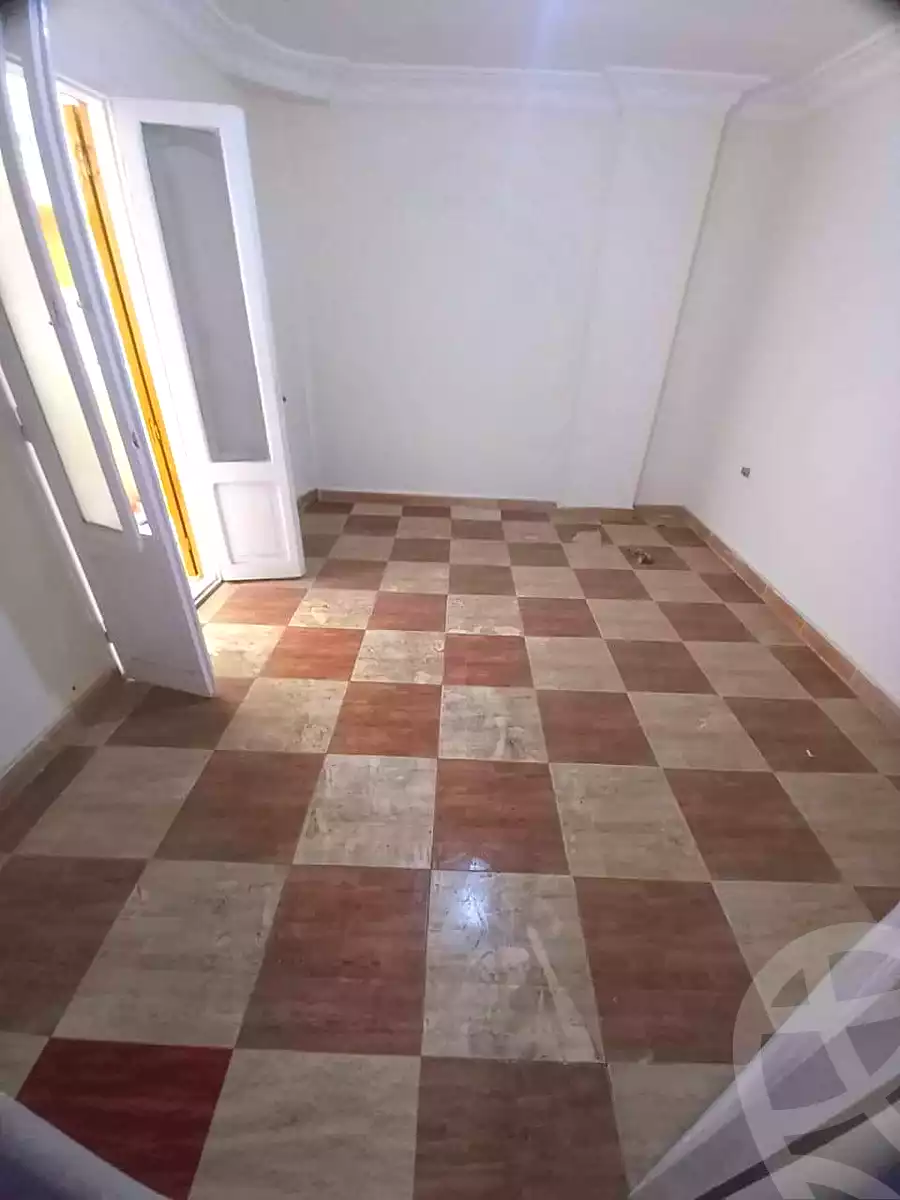 https://aqarmap.com.eg/ar/listing/6979177-for-sale-alexandria-al-agamy-lbytsh-shahr-al-assal-st