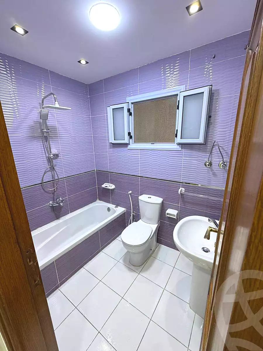 https://aqarmap.com.eg/ar/listing/6979865-for-sale-alexandria-sydy-bshr-sydy-bshr-bhry-shr-mhmwd-l-yswy