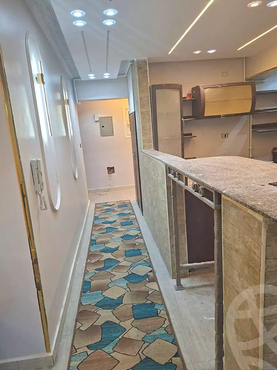 https://aqarmap.com.eg/ar/listing/6979909-for-sale-cairo-helwan-helwan-el-sharkeya-mostafa-safwat-st