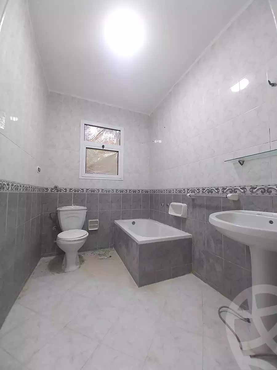 https://aqarmap.com.eg/ar/listing/6979996-for-sale-alexandria-al-agamy-shataa-el-nakheel