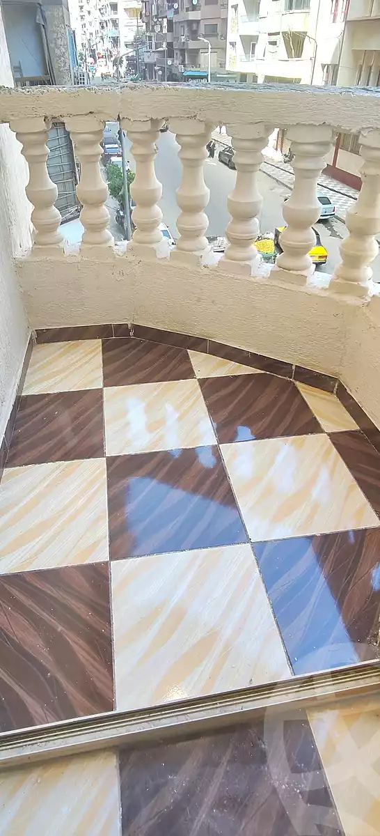 https://aqarmap.com.eg/en/listing/6980008-for-sale-alexandria-sydy-bshr-sydy-bshr-bhry-shr-khld-bn-lwlyd