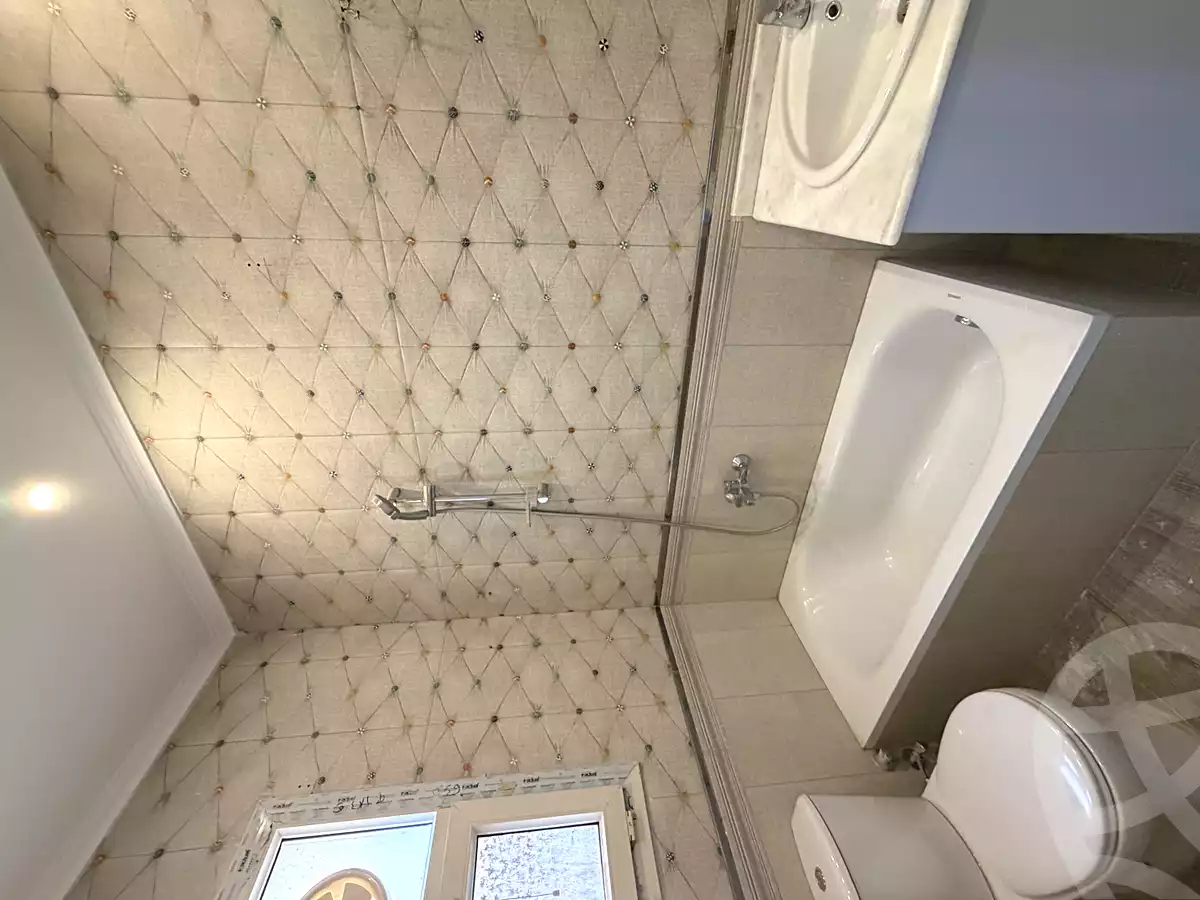 https://aqarmap.com.eg/en/listing/6979977-for-sale-cairo-el-shorouk-compounds-el-patio-5-east