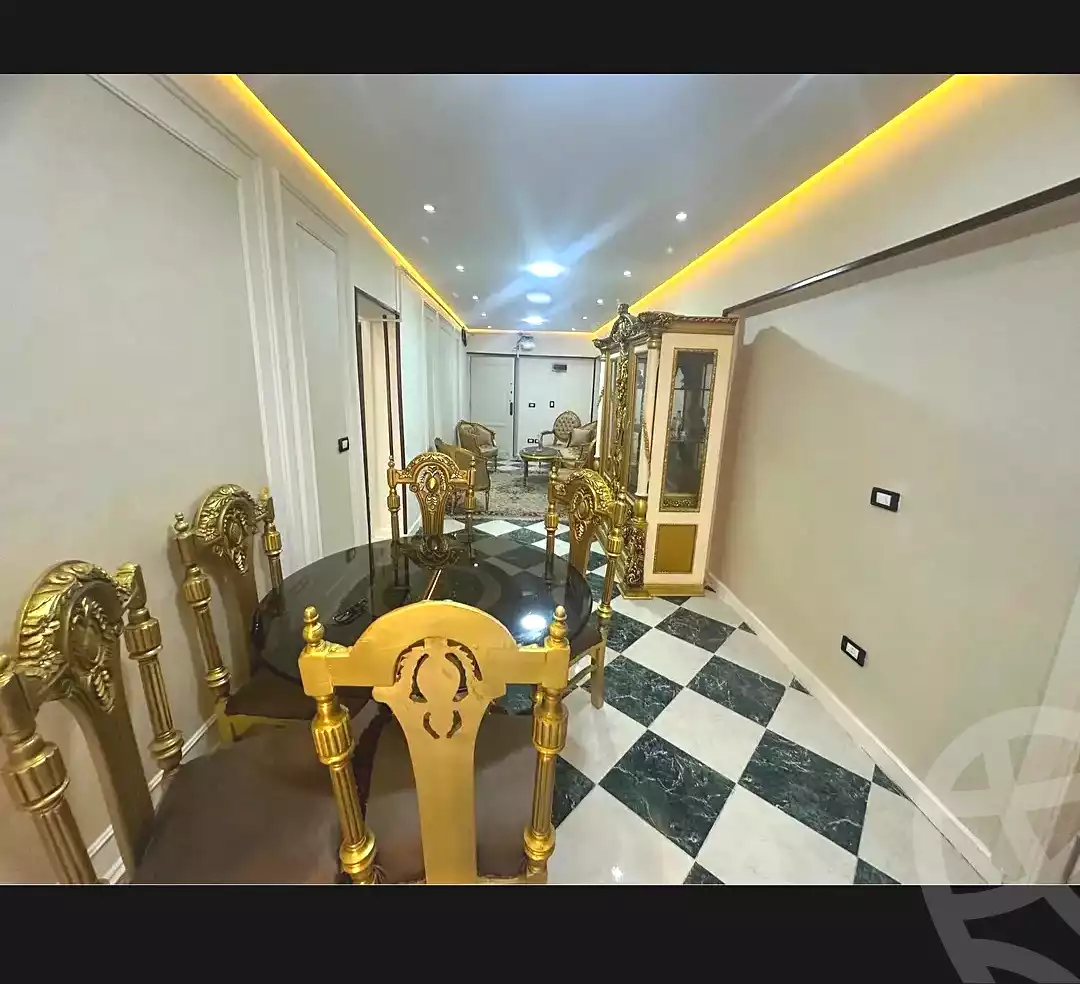 https://aqarmap.com.eg/ar/listing/6980431-for-sale-alexandria-miami-khld-bn-lwlyd