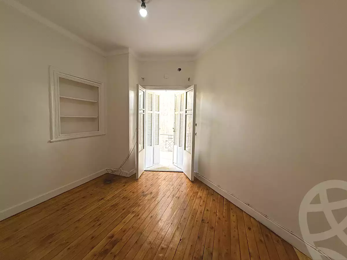 https://aqarmap.com.eg/en/listing/6980487-for-sale-cairo-downtown-abdeen-mohammed-farid-st