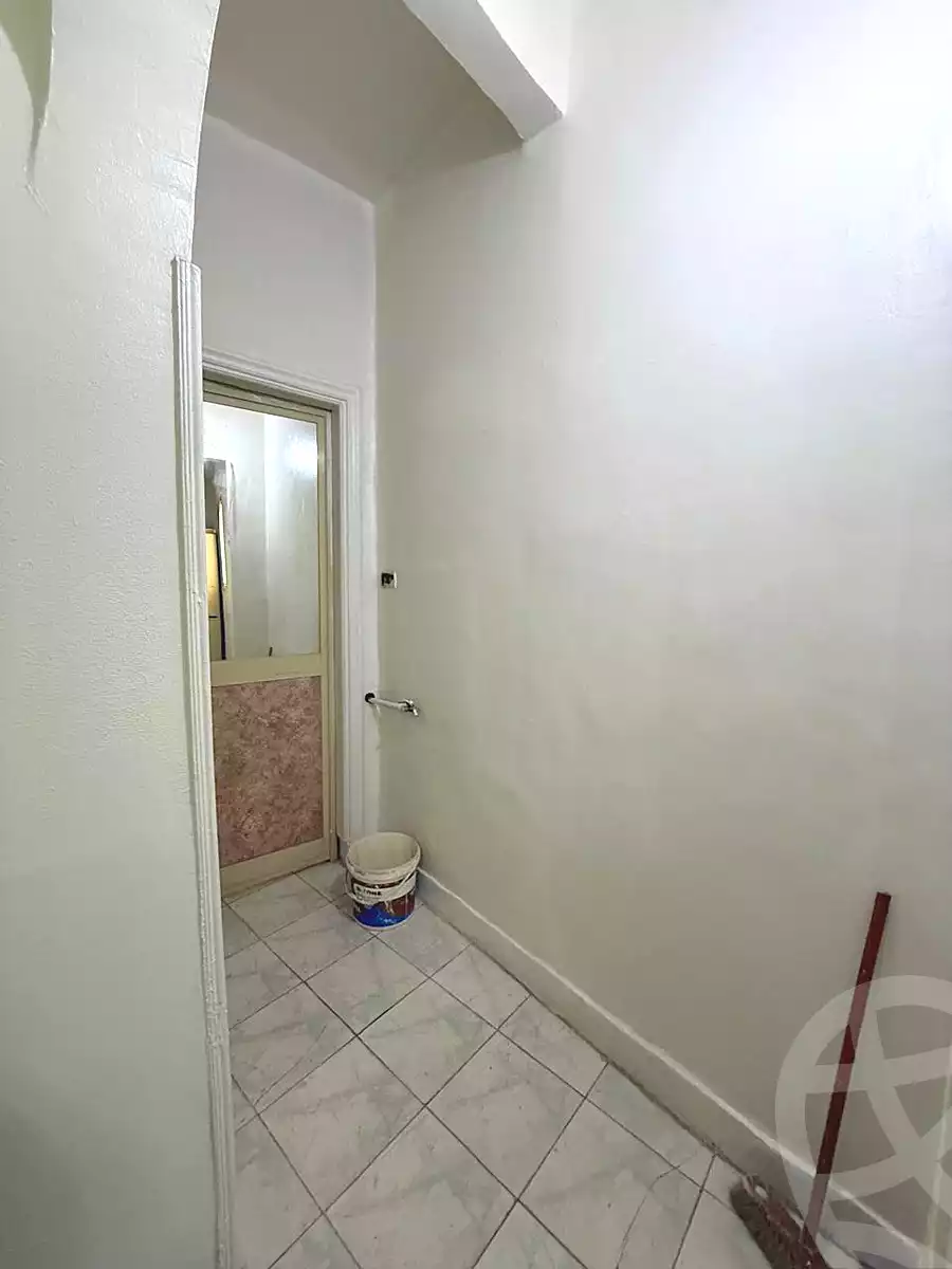 https://aqarmap.com.eg/en/listing/6980712-for-sale-cairo-downtown-abdeen-mohammed-farid-st