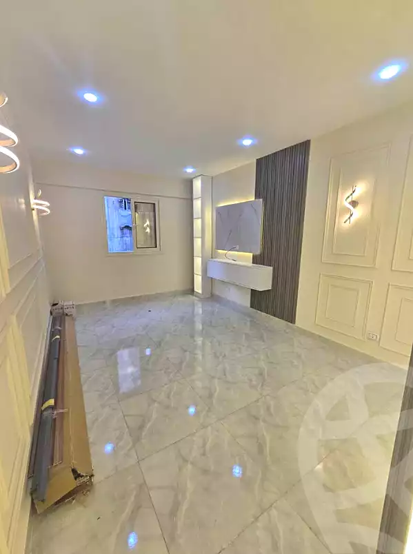 https://aqarmap.com.eg/ar/listing/6980781-for-sale-alexandria-miami-shr-jml-bd-lnsr