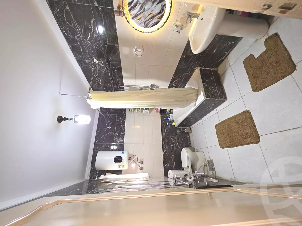 https://aqarmap.com.eg/ar/listing/6980829-for-sale-cairo-ljyz-el-warraq-kwrnysh-lwrq