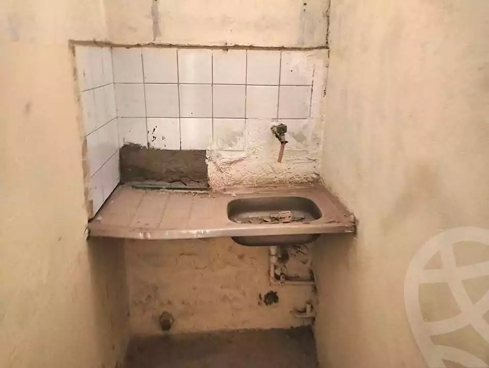 https://aqarmap.com.eg/en/listing/6981061-for-sale-cairo-helwan-el-shareaa-el-sharby-st