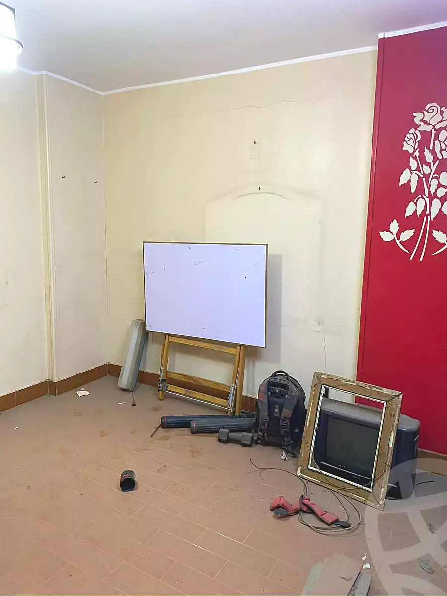 https://aqarmap.com.eg/ar/listing/6981071-for-sale-cairo-ain-shams-ain-shams-el-sharkia-genenat-el-sherif-st
