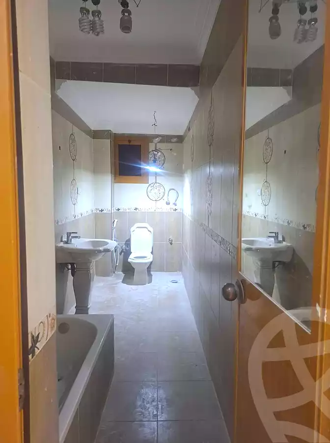 https://aqarmap.com.eg/ar/listing/6981231-for-sale-cairo-helwan-helwan-el-sharkeya-thabit-basha-st