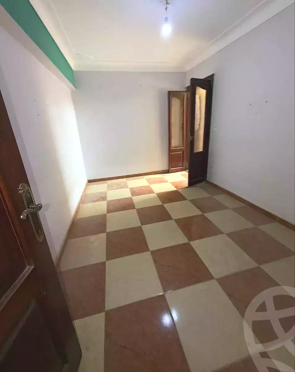 https://aqarmap.com.eg/ar/listing/6981588-for-sale-alexandria-lsywf-el-falki