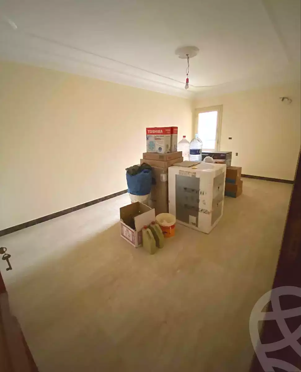 https://aqarmap.com.eg/ar/listing/6981649-for-sale-alexandria-moharram-bey