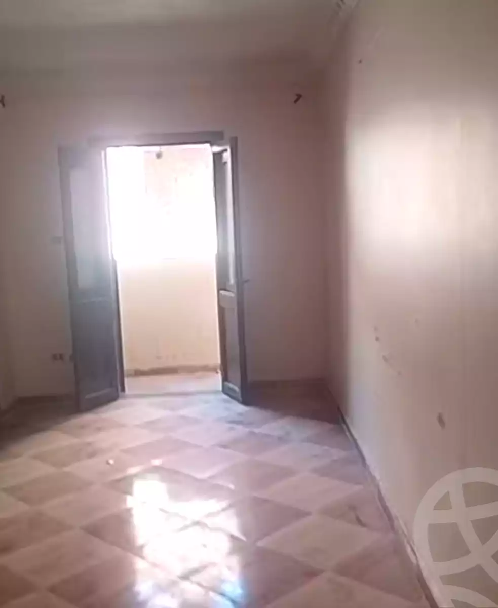 https://aqarmap.com.eg/ar/listing/6981720-for-sale-alexandria-al-agamy-el-hanouvel-el-salam-st