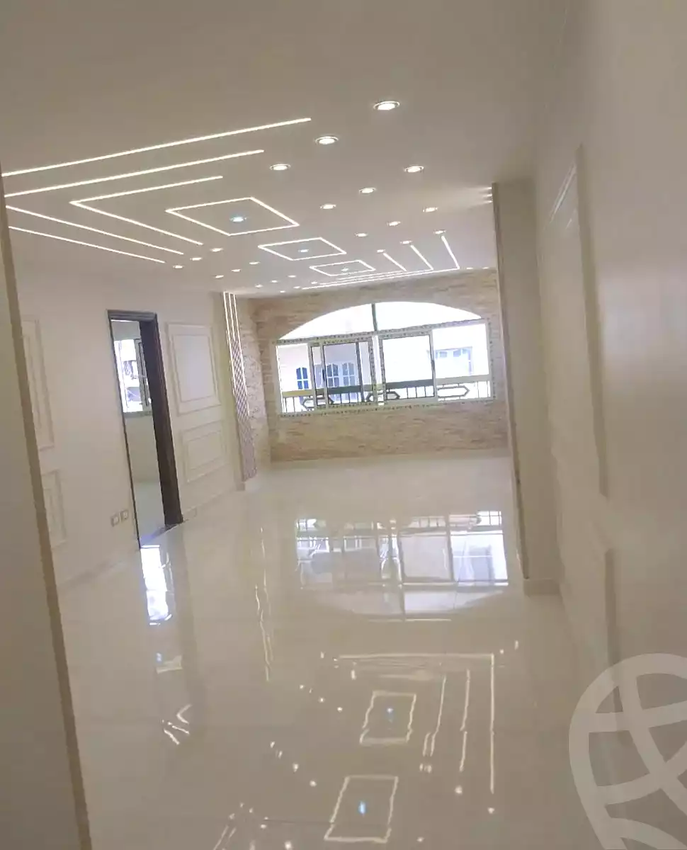 https://aqarmap.com.eg/ar/listing/6982011-for-sale-alexandria-miami