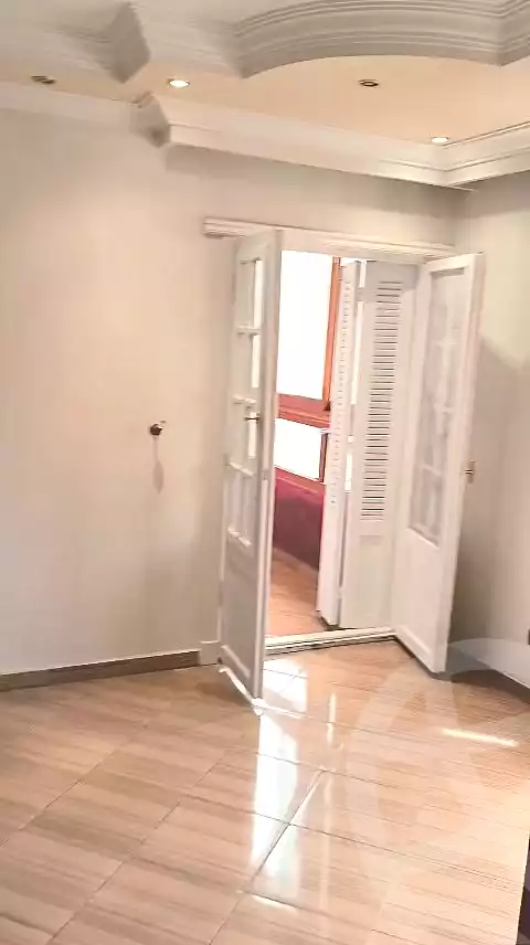 https://aqarmap.com.eg/ar/listing/6982091-for-sale-cairo-ain-shams-ahmed-esmat-st