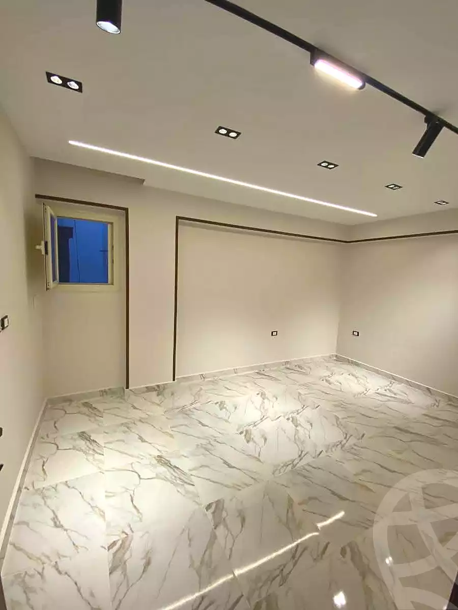 https://aqarmap.com.eg/ar/listing/6982287-for-sale-alexandria-al-agamy-lbytsh-shahr-al-assal-st