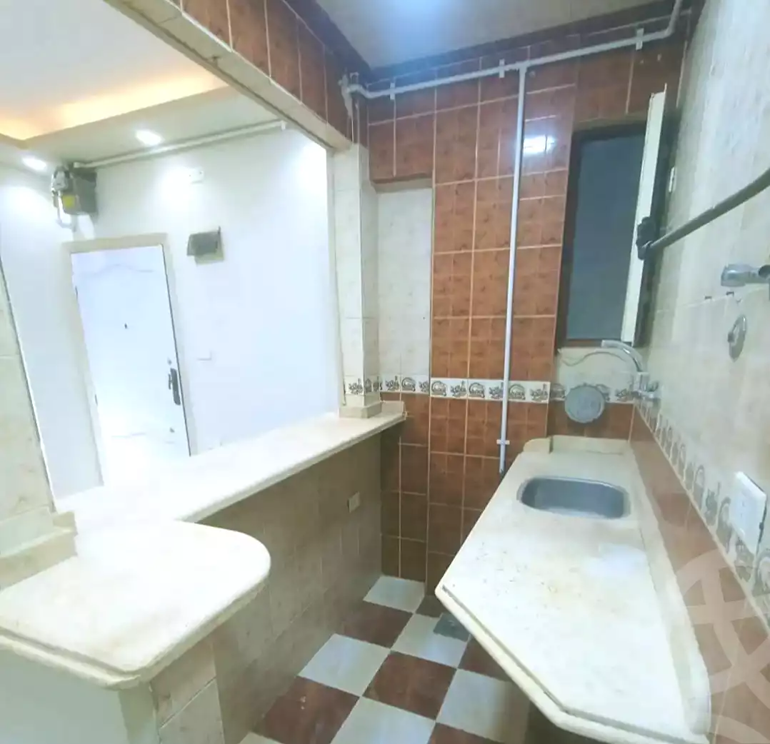 https://aqarmap.com.eg/ar/listing/6982493-for-sale-alexandria-lsywf-el-falki